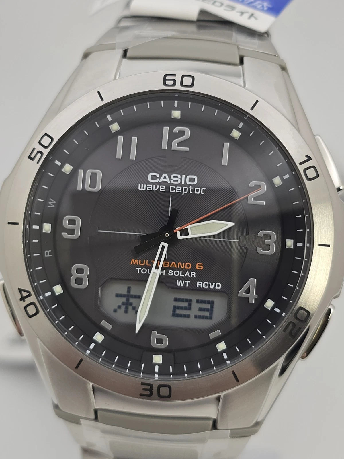 Casio WAVE CEPTOR WVA-M640D-1A2JF